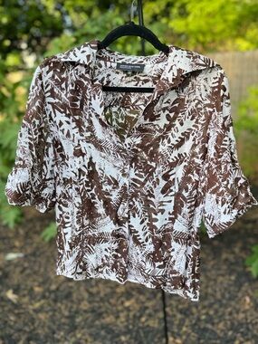Jones New York Linen Silk Blouse Size 8 Brown Botanical Print Button Front